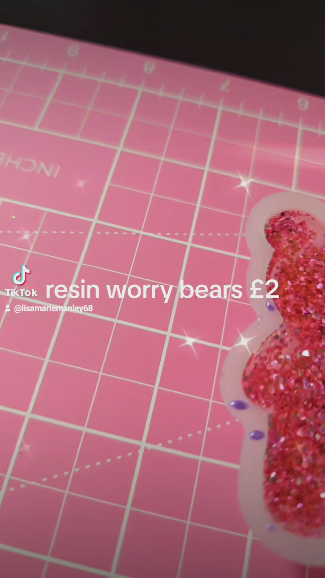 Resin worry bear