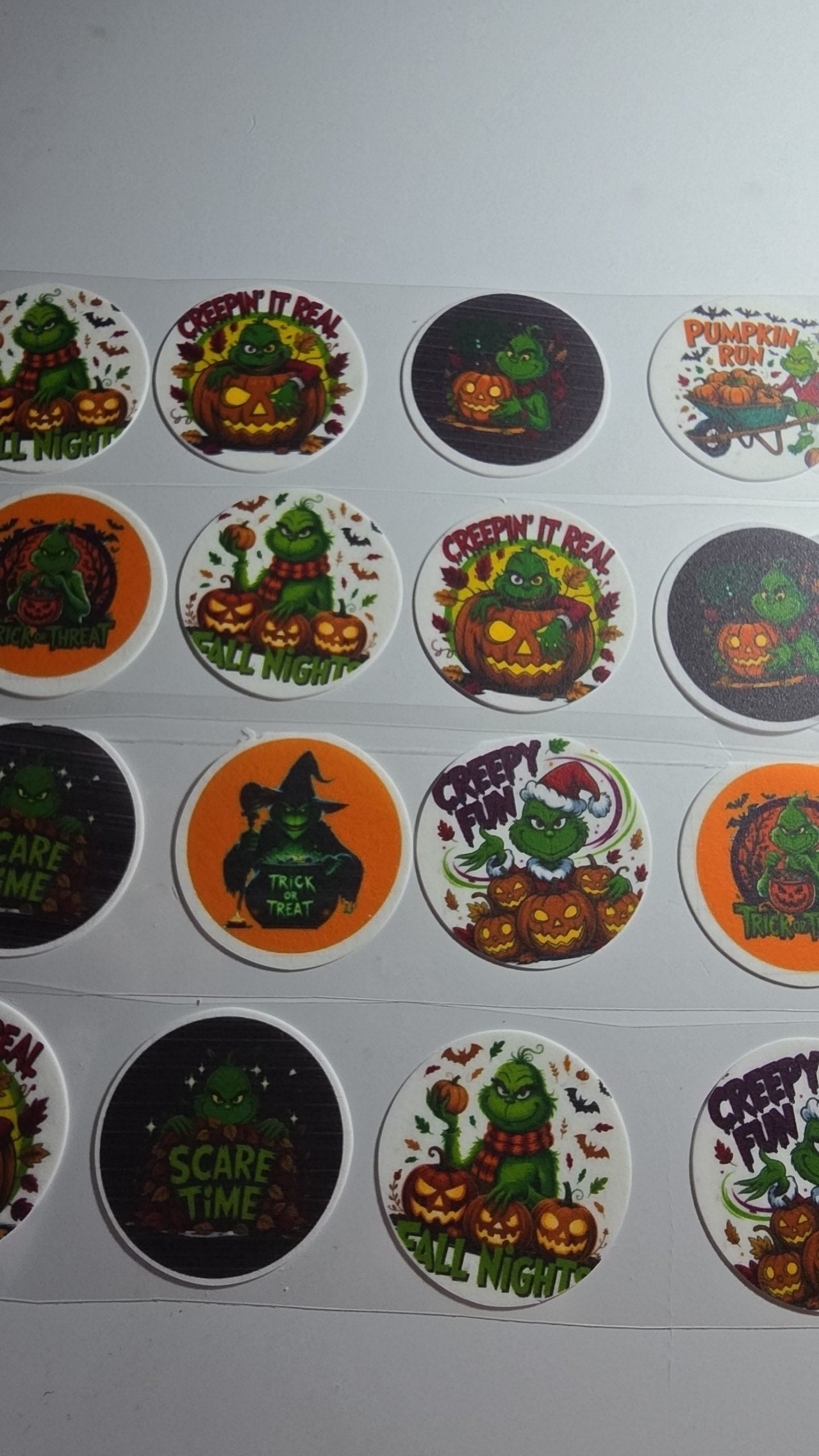 Edible cupcake toppers