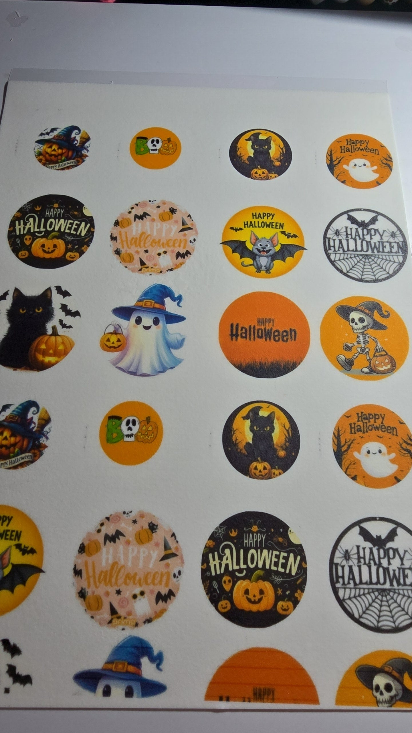Edible cupcake toppers